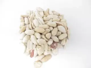 We Got Nuts Raw Peanuts, 4 LB